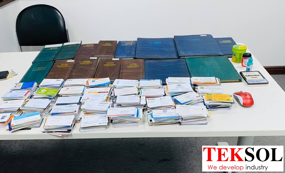 Danh thiếp /Card Visit trong thời đại 4.0: Chuyện nhỏ nhưng quan trọng.
